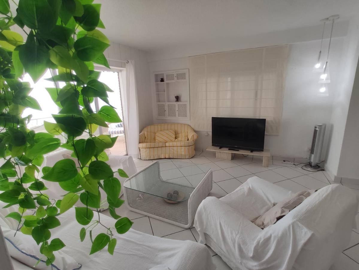 Apartamentos Mar I Vent Бенидорм Экстерьер фото